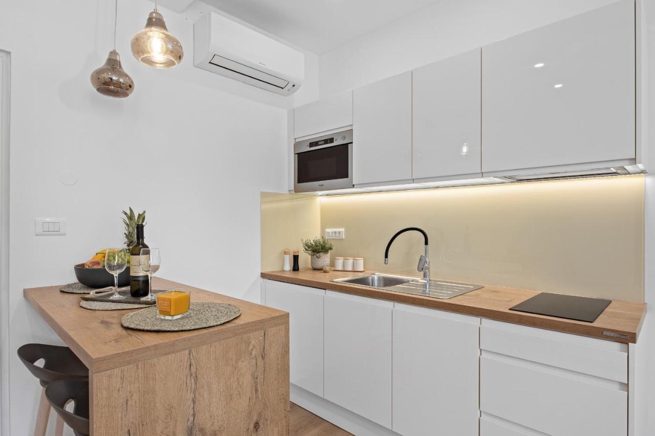 Giardini M Studio Apartments Pula Extérieur photo